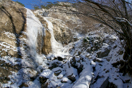 Водопад Весенний на горе Бойко с.Соколиное