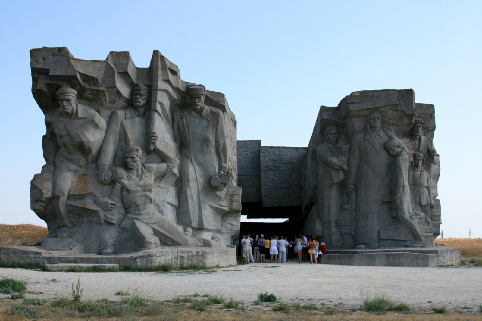 Мемориальный комплекс «Аджимушкай»